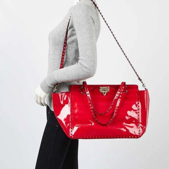 Valentino Patent Red Leather Rockstud Trapeze Medium Tote Bag - Picture 2 of 12
